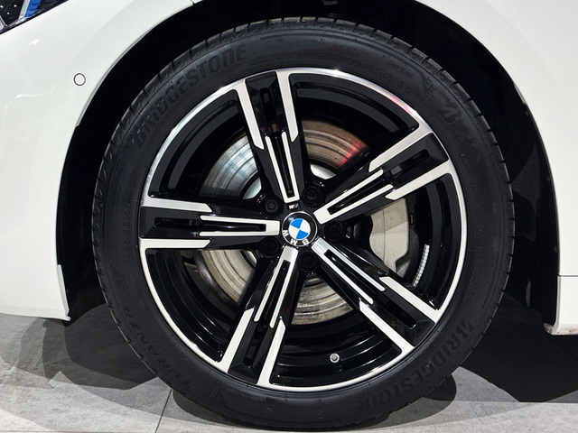 BMW Serie 4 430i Cabrio color Blanco. Año 2025. 180KW(245CV). Gasolina. En concesionario BMW Marcos Automoción de Valencia