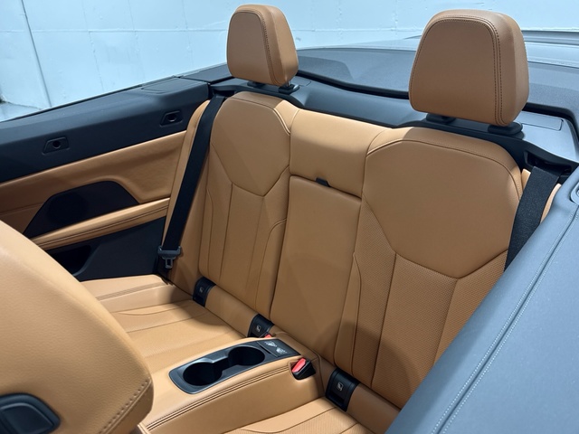 BMW Serie 4 420i Cabrio color Negro. Año 2024. 135KW(184CV). Gasolina. En concesionario Auto Premier, S.A. - MADRID de Madrid