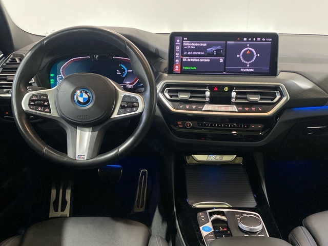 BMW iX3 M Sport color Negro. Año 2023. 210KW(286CV). Eléctrico. En concesionario Burgocar (Bmw y Mini) de Burgos