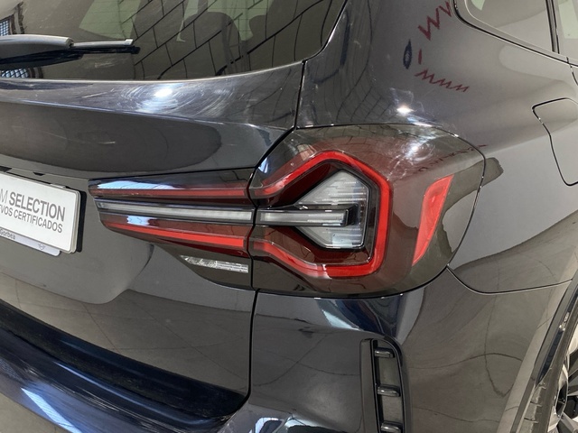 BMW iX3 M Sport color Negro. Año 2023. 210KW(286CV). Eléctrico. En concesionario Burgocar (Bmw y Mini) de Burgos