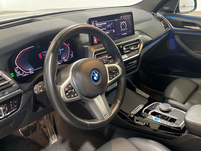 BMW iX3 M Sport color Negro. Año 2023. 210KW(286CV). Eléctrico. En concesionario Burgocar (Bmw y Mini) de Burgos