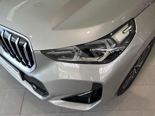 BMW X1 sDrive20d color Gris Plata. Año 2025. 120KW(163CV). Diésel. En concesionario Motor Gorbea de Álava