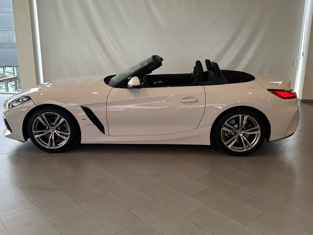 BMW Z4 sDrive20i Cabrio color Blanco. Año 2025. 145KW(197CV). Gasolina. En concesionario Motor Gorbea de Álava
