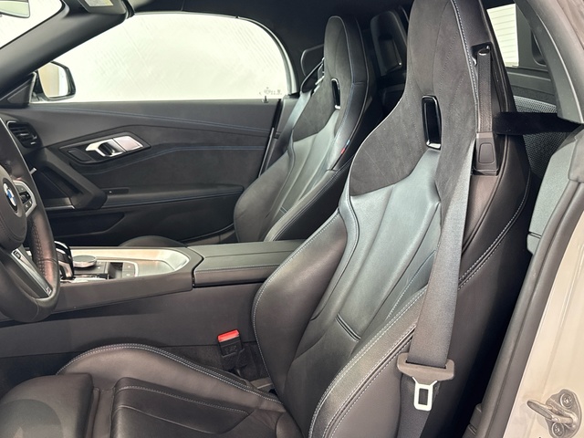 BMW Z4 sDrive20i Cabrio color Blanco. Año 2025. 145KW(197CV). Gasolina. En concesionario Motor Gorbea de Álava