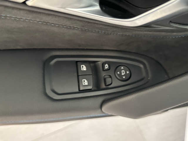 BMW Z4 sDrive20i Cabrio color Blanco. Año 2025. 145KW(197CV). Gasolina. En concesionario Motor Gorbea de Álava