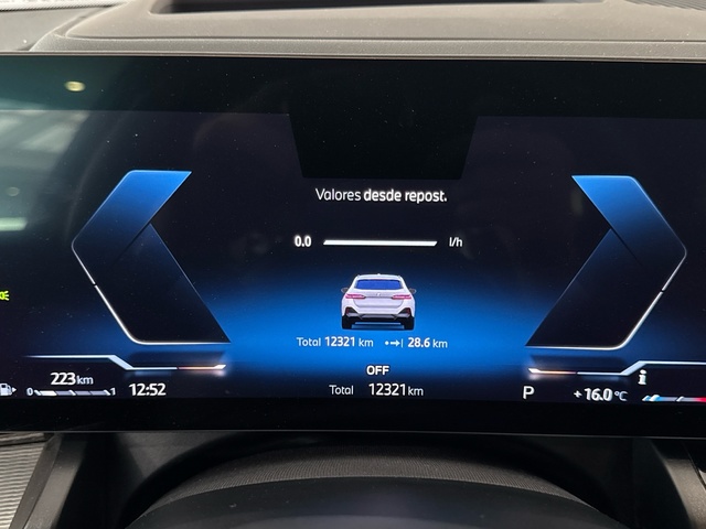 BMW Serie 5 520d Touring color Blanco. Año 2025. 145KW(197CV). Diésel. En concesionario Motor Gorbea de Álava