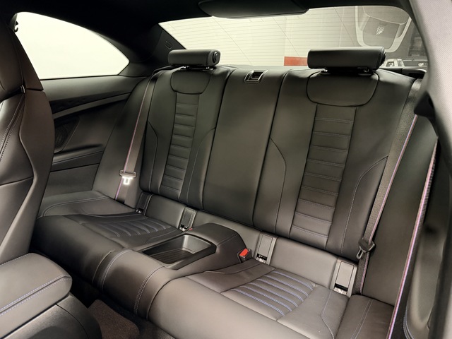 BMW M M2 Coupe color Negro. Año 2025. 353KW(480CV). Gasolina. En concesionario Maberauto de Castellón