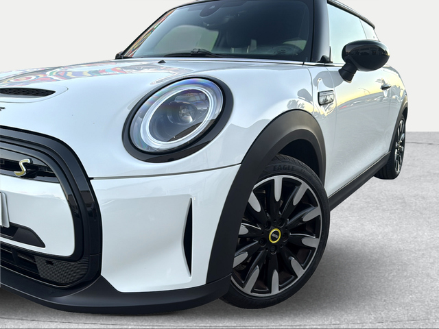fotoG 5 del MINI MINI 3 Puertas Cooper SE 135 kW (184 CV) 184cv Eléctrico del 2023 en Granada