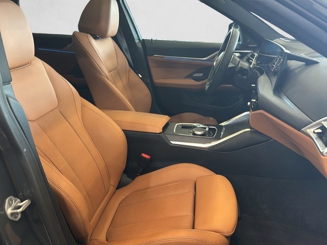 BMW i4 eDrive40 color Gris. Año 2025. 250KW(340CV). Eléctrico. En concesionario Enekuri Motor de Vizcaya