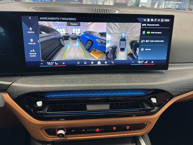 BMW i4 eDrive40 color Gris. Año 2025. 250KW(340CV). Eléctrico. En concesionario Enekuri Motor de Vizcaya