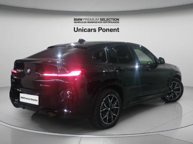 BMW X4 xDrive20d color Negro. Año 2023. 140KW(190CV). Diésel. En concesionario Unicars Ponent de Lleida