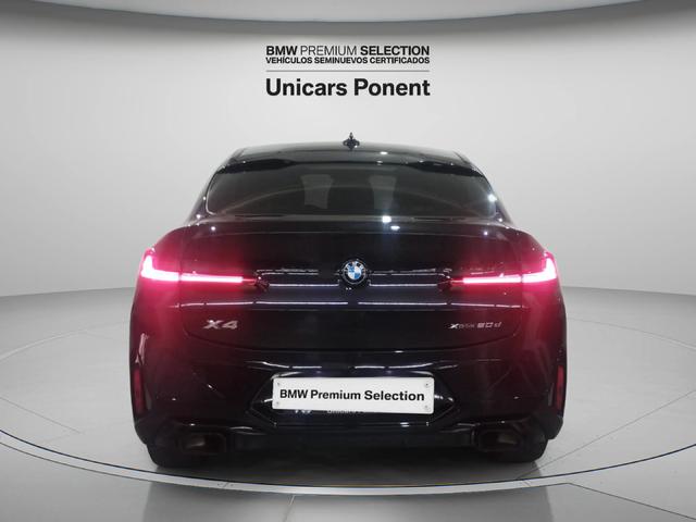 BMW X4 xDrive20d color Negro. Año 2023. 140KW(190CV). Diésel. En concesionario Unicars Ponent de Lleida