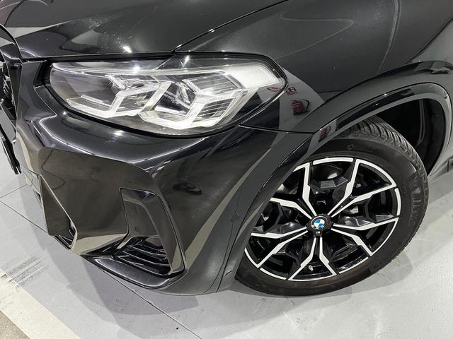 BMW X4 xDrive20d color Negro. Año 2023. 140KW(190CV). Diésel. En concesionario Unicars Ponent de Lleida