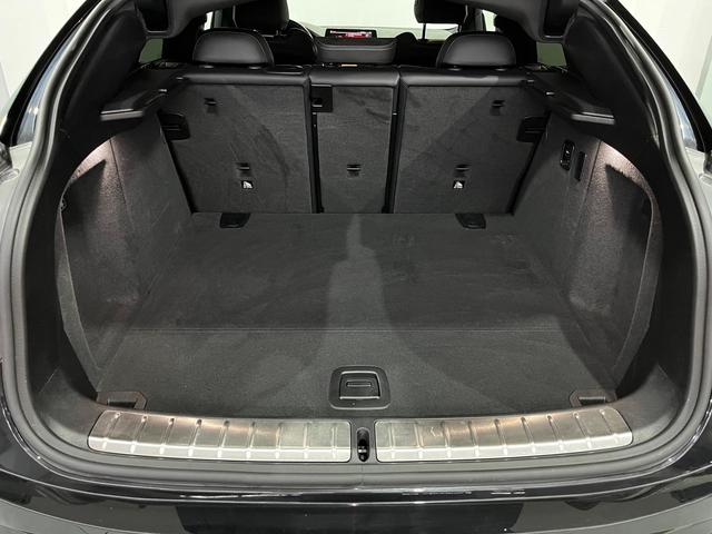 BMW X4 xDrive20d color Negro. Año 2023. 140KW(190CV). Diésel. En concesionario Unicars Ponent de Lleida