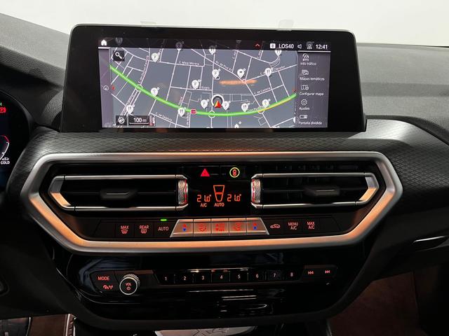 BMW X4 xDrive20d color Negro. Año 2023. 140KW(190CV). Diésel. En concesionario Unicars Ponent de Lleida