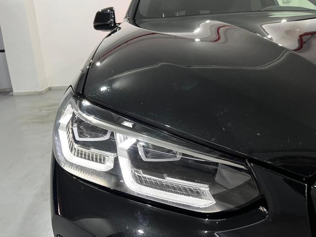 BMW X4 xDrive20d color Negro. Año 2023. 140KW(190CV). Diésel. En concesionario Unicars Ponent de Lleida