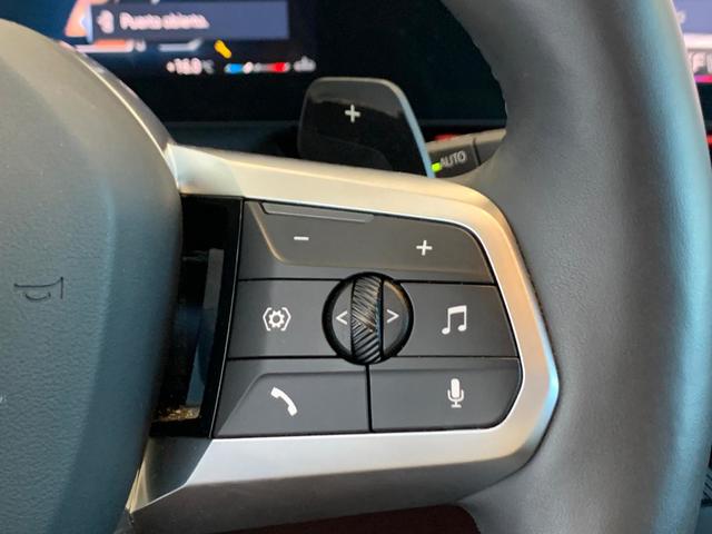 BMW X1 sDrive20d color Azul. Año 2025. 120KW(163CV). Diésel. En concesionario Unicars Ponent de Lleida