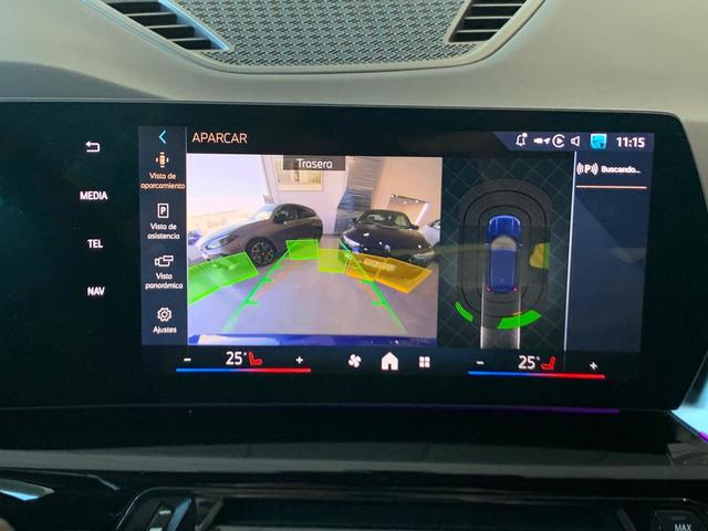 BMW X1 sDrive20d color Azul. Año 2025. 120KW(163CV). Diésel. En concesionario Unicars Ponent de Lleida