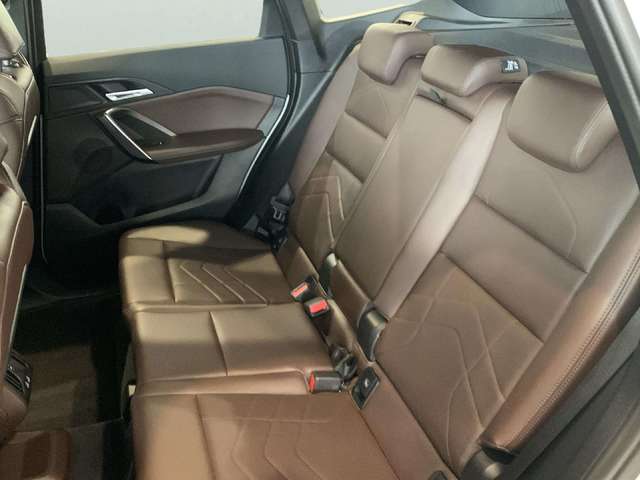 BMW X1 sDrive18d color Blanco. Año 2025. 110KW(150CV). Diésel. En concesionario Unicars Ponent de Lleida