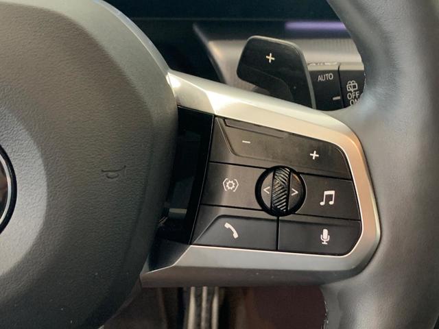 BMW X1 sDrive18d color Blanco. Año 2025. 110KW(150CV). Diésel. En concesionario Unicars Ponent de Lleida