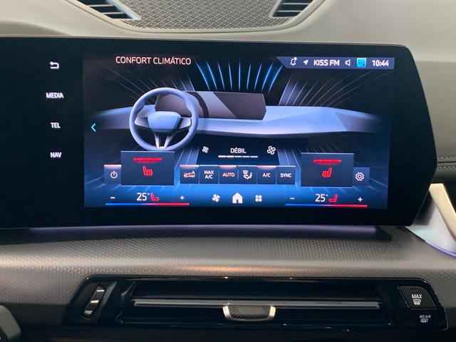 BMW X1 sDrive18d color Blanco. Año 2025. 110KW(150CV). Diésel. En concesionario Unicars Ponent de Lleida