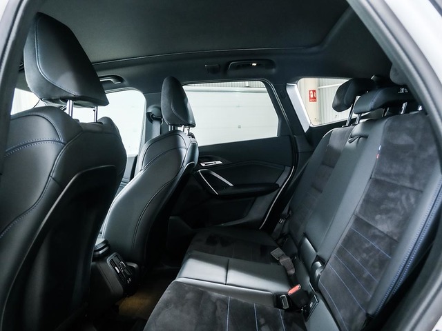 BMW X1 xDrive25e color Blanco. Año 2025. 180KW(245CV). Híbrido Electro/Gasolina. En concesionario Oliva Motor Tarragona de Tarragona