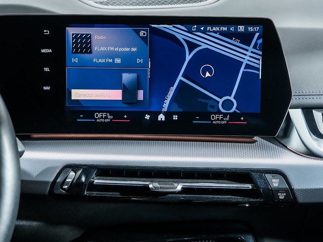 BMW X1 xDrive25e color Blanco. Año 2025. 180KW(245CV). Híbrido Electro/Gasolina. En concesionario Oliva Motor Tarragona de Tarragona