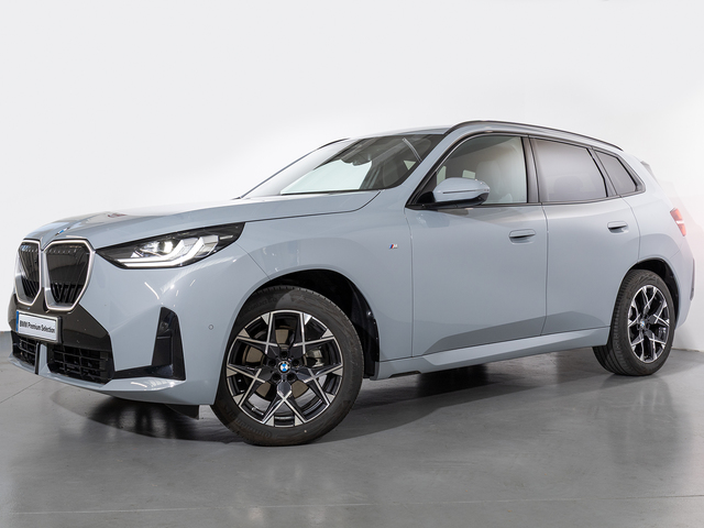 BMW X3 xDrive20d color Gris. Año 2025. 145KW(197CV). Diésel. En concesionario Oliva Motor Girona de Girona