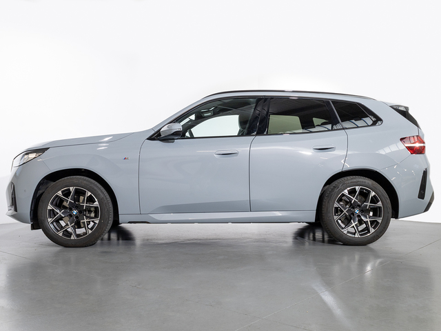 BMW X3 xDrive20d color Gris. Año 2025. 145KW(197CV). Diésel. En concesionario Oliva Motor Girona de Girona