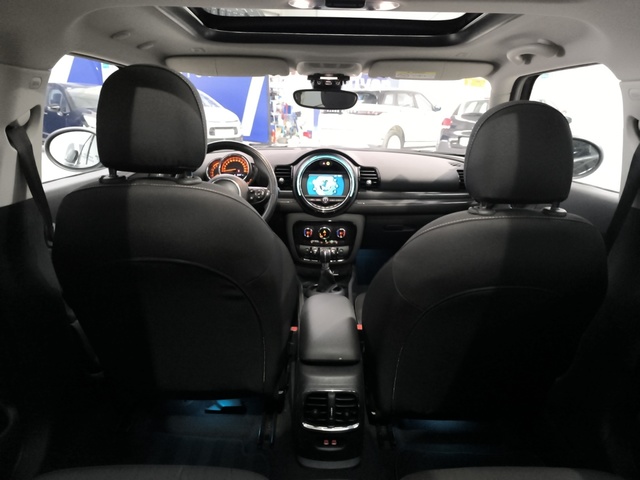 MINI MINI Clubman One D 85 kW (116 CV)