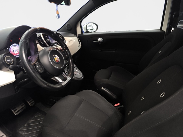 Abarth 500C Cabrio 1.4 16v T-Jet 595 107 kW (145 CV)