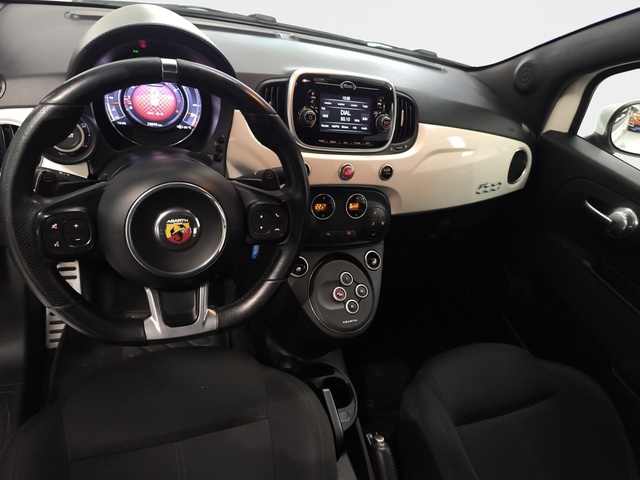 Abarth 500C Cabrio 1.4 16v T-Jet 595 107 kW (145 CV)