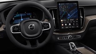 Volvo XC60 B5 G Plus Dark AWD Auto 184 kW (250 CV) - 12 Volvo XC60 B5 G Seminuevo 184 KW (250CV) - 12