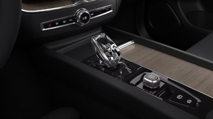 Volvo XC60 B5 G Plus Dark AWD Auto 184 kW (250 CV) - 13 Volvo XC60 B5 G Seminuevo 184 KW (250CV) - 13