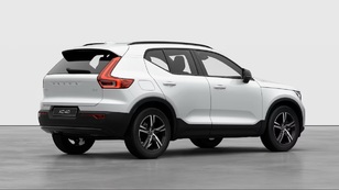 Volvo XC40 B4 G Plus Dark Auto 145 kW (197 CV) - 4 Volvo XC40 B4 G Seminuevo 145 KW (197CV) - 4