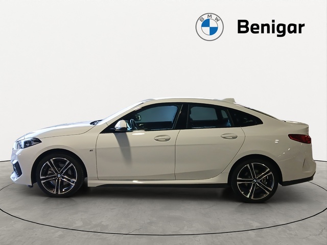 BMW Serie 2 218i Gran Coupe color Blanco. Año 2024. 103KW(140CV). Gasolina. En concesionario GANDIA Automoviles Fersan, S.A. de Valencia