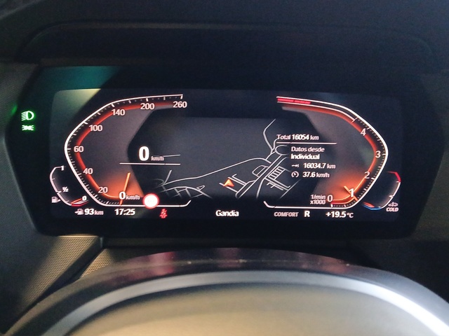 BMW Serie 2 218i Gran Coupe color Blanco. Año 2024. 103KW(140CV). Gasolina. En concesionario GANDIA Automoviles Fersan, S.A. de Valencia