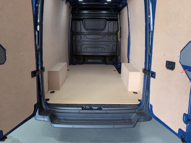 Volkswagen Crafter Furgon Batalla Media TN 2.0 TDI 103 kW (140 CV) 3.000