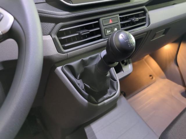 Volkswagen Crafter Furgon Batalla Media TN 2.0 TDI 103 kW (140 CV) 3.000