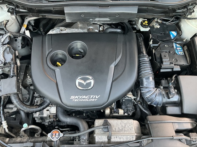 Mazda CX-5 2.2 DE Luxury 4WD AT 129 kW (175 CV)