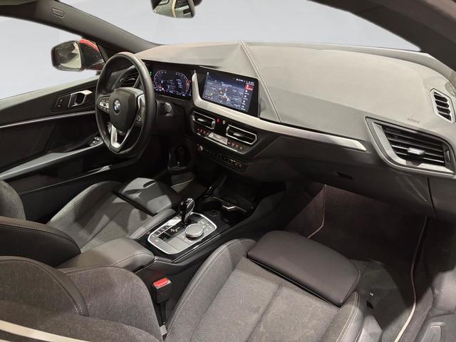 BMW Serie 2 218d Gran Coupe color Rojo. Año 2024. 110KW(150CV). Diésel. En concesionario Automotor Costa, S.L.U. de Almería