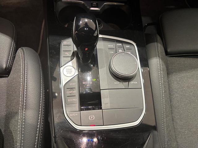 BMW Serie 2 218d Gran Coupe color Rojo. Año 2024. 110KW(150CV). Diésel. En concesionario Automotor Costa, S.L.U. de Almería