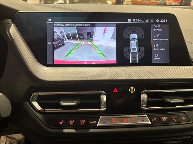 BMW Serie 2 218d Gran Coupe color Rojo. Año 2024. 110KW(150CV). Diésel. En concesionario Automotor Costa, S.L.U. de Almería