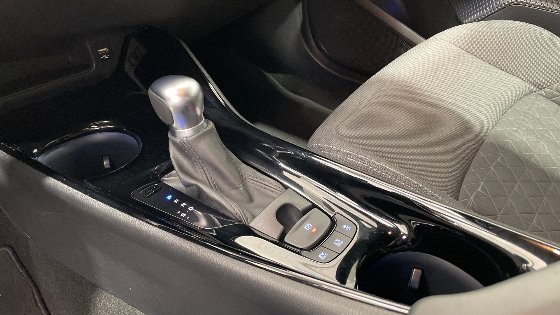 Toyota C-HR 180H en Barcelona