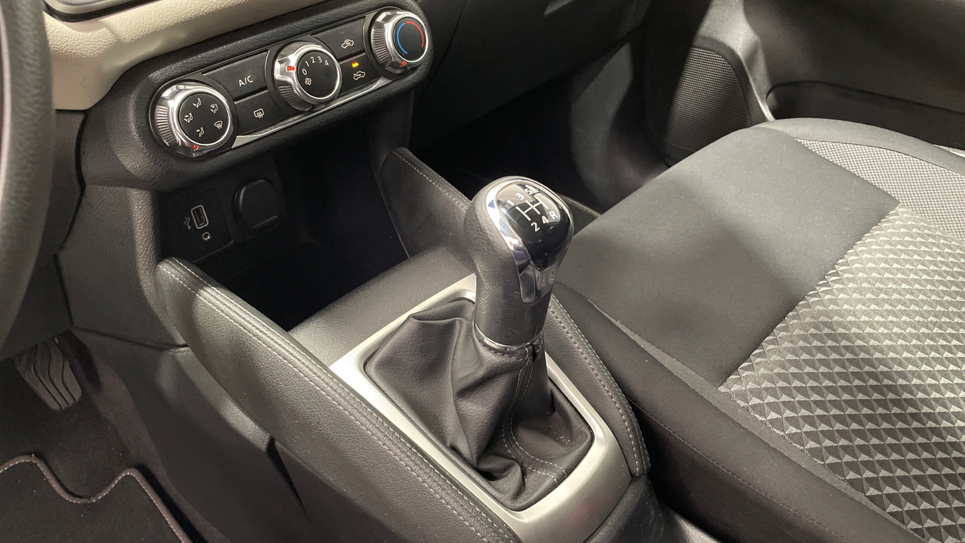 Nissan Micra IG-T 92 en Barcelona