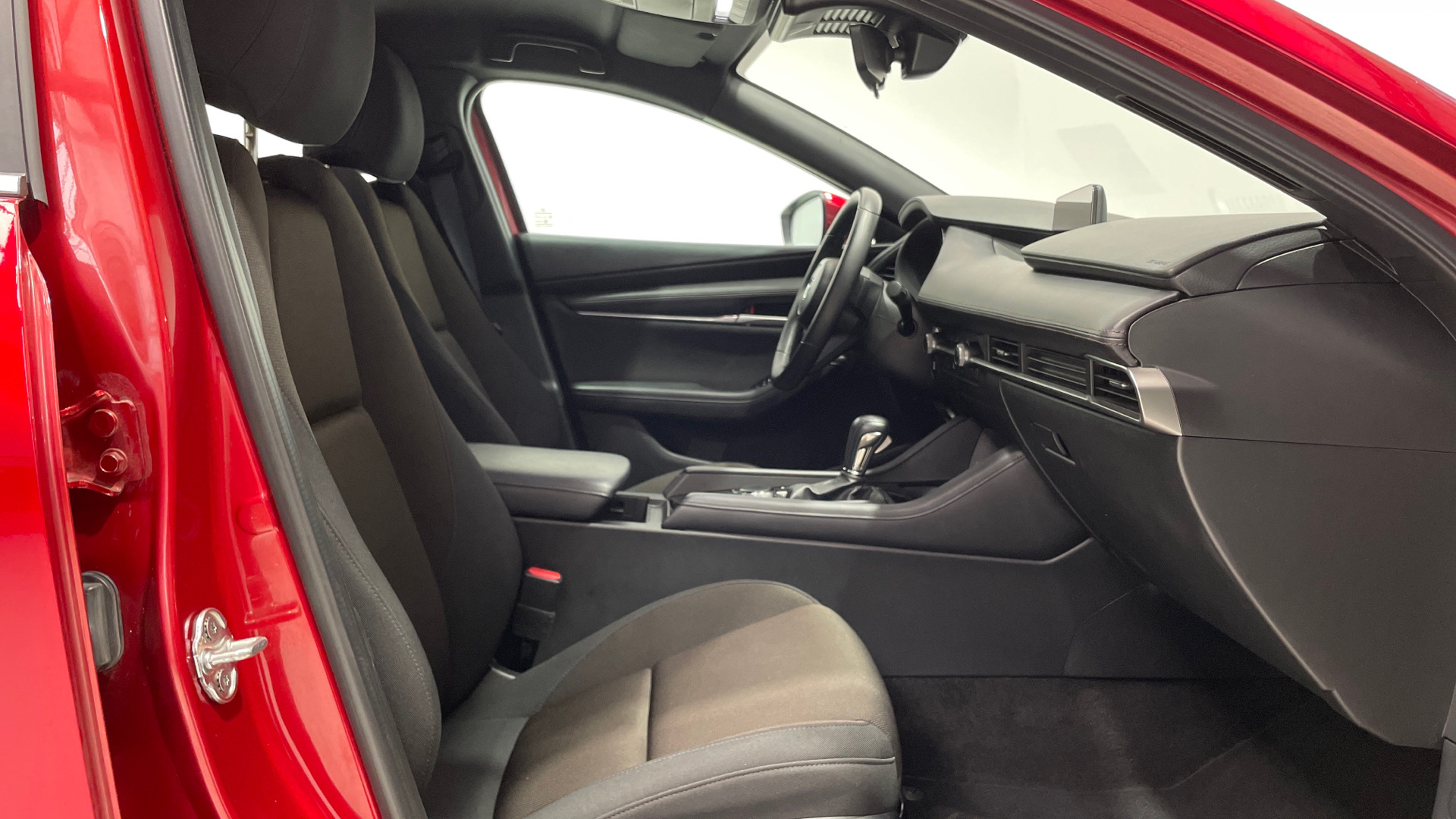 Mazda Mazda 3 2.5L E-SKY G MHEV en Barcelona