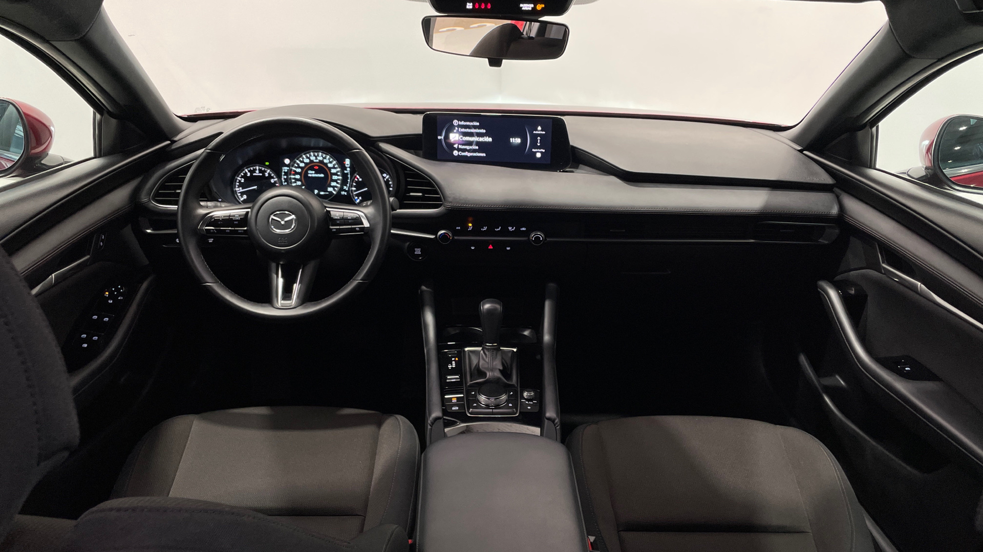 Mazda Mazda 3 2.5L E-SKY G MHEV en Barcelona