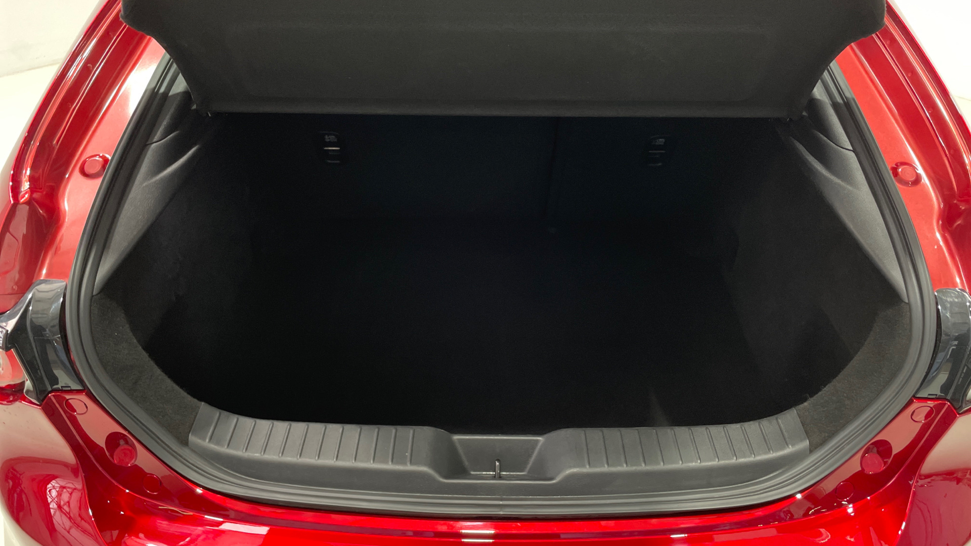 Mazda Mazda 3 2.5L E-SKY G MHEV en Barcelona