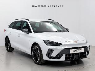 CUPRA Leon Sportstourer en Motorflash