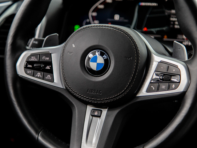 BMW Serie 8 M850i Coupe color Negro. Año 2019. 390KW(530CV). Gasolina. En concesionario Móvil Begar Alicante de Alicante